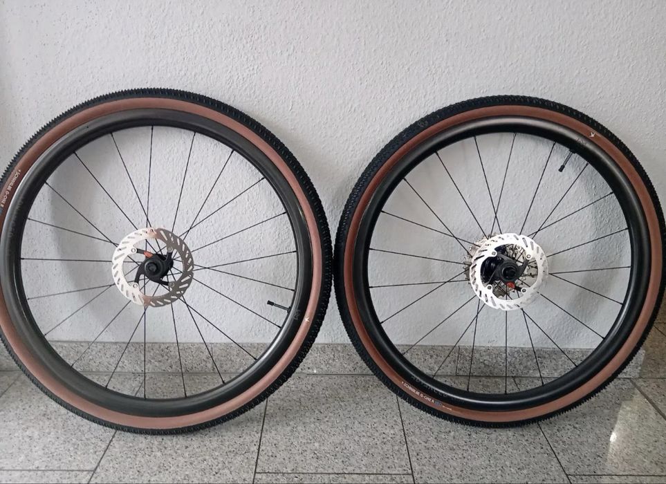 Rodas de Carbono Newmen Advanced G.34