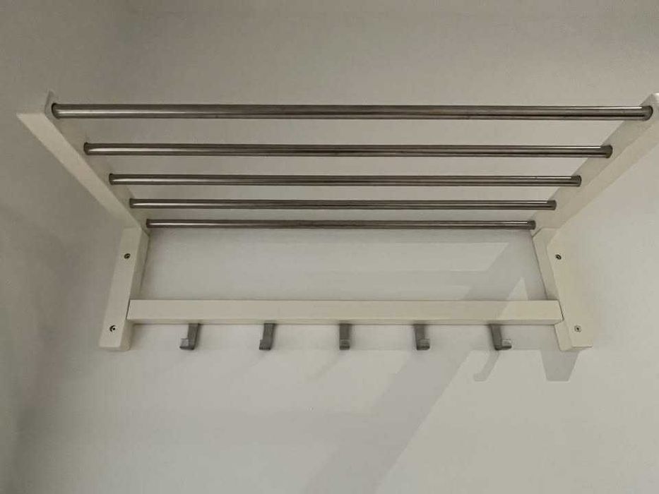 IKEA TJUSIG banco e cabideiro