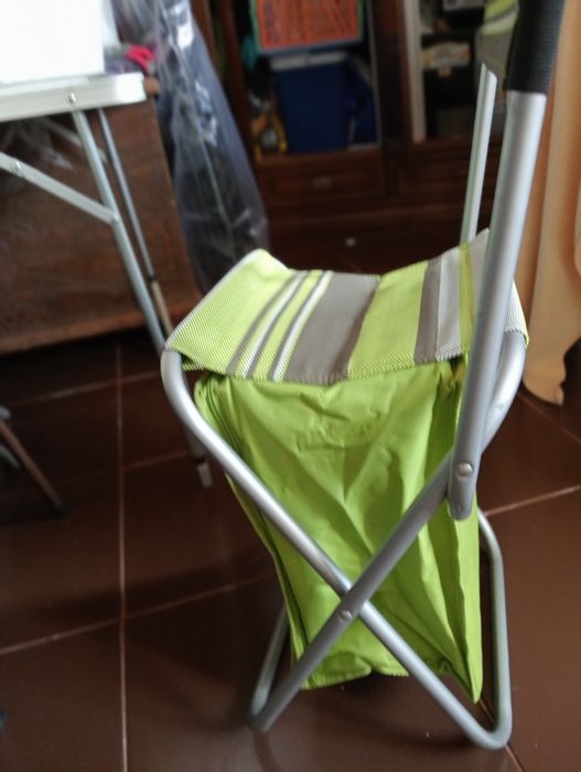 Cadeira e saco térmico