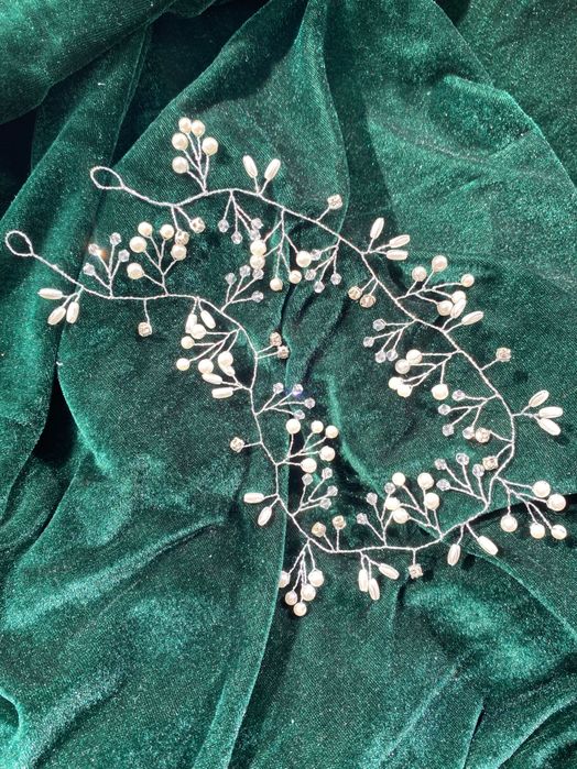 Прикраса на волося, свадебное украшение, свадебная прическа