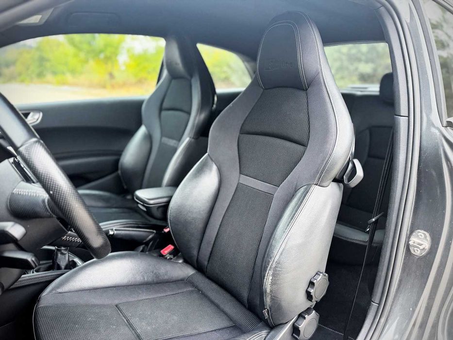 Audi A1 1.6 Tdi Bancos Desportivos Sline