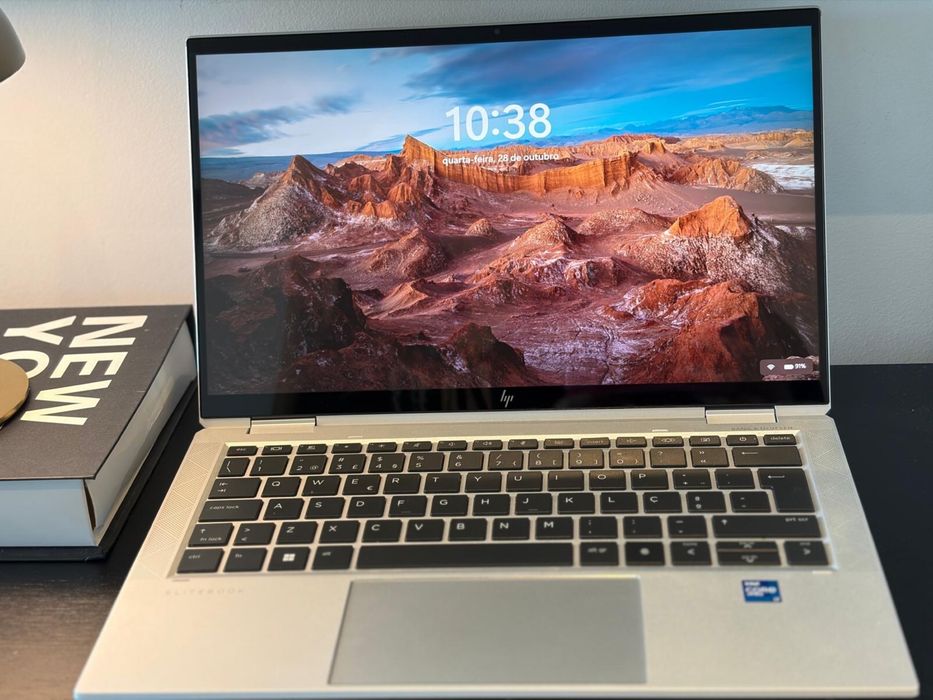 Portátil HP EliteBook x360 1030 G8 (i7, 16GB, 512GB) + Caneta Tátil