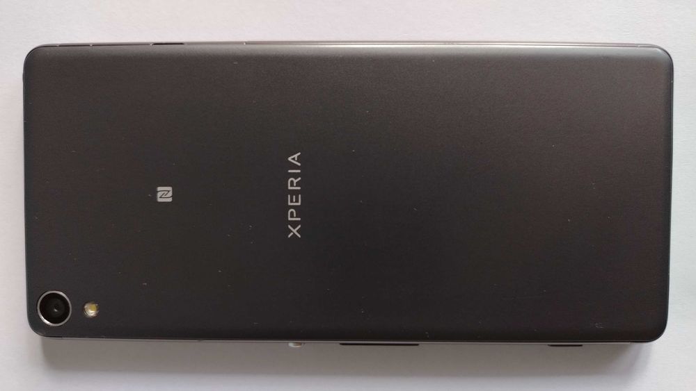 Sony Xperia XA F3111 2GB / 16GB 4G LTE / Popielaty / Stan Jak Nowa