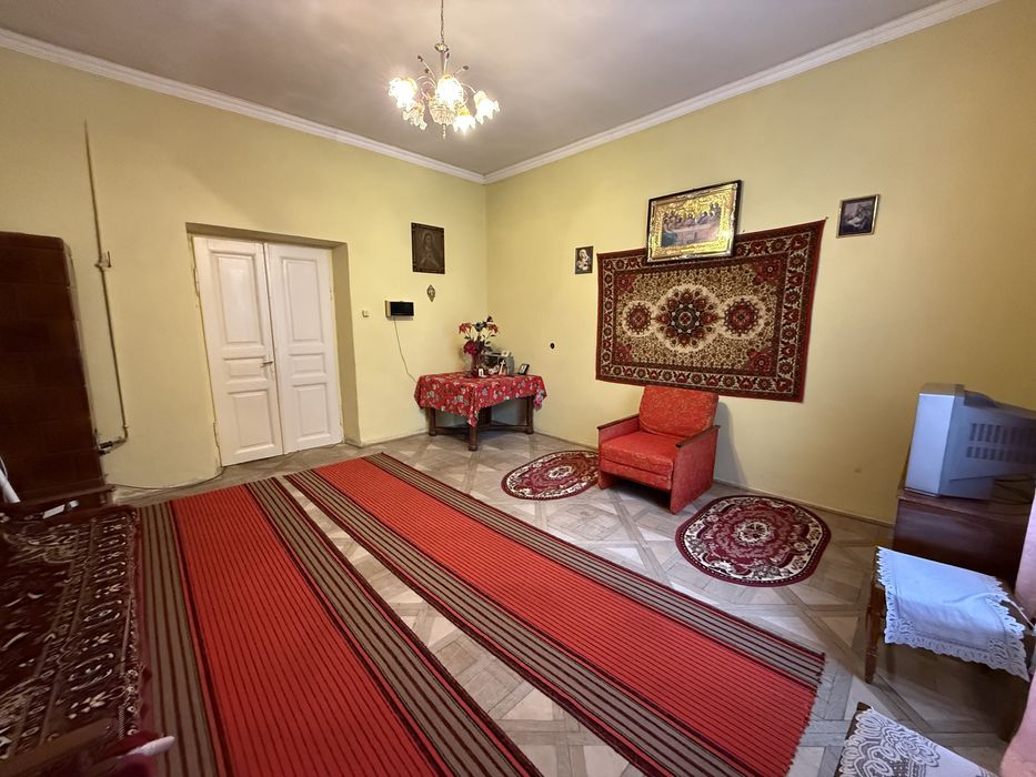 Продаж 2-кім. квартири 66.9 м.кв., в. О. Бобикевича