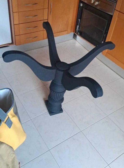 Pés para mesa com tampo redondo