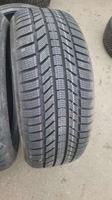 235 50 18 Continental WinterContact TS870P