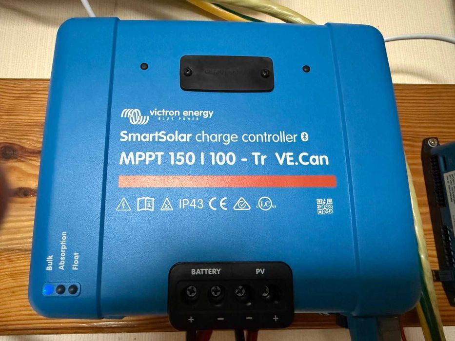 Сонячний контролер Victron Energy MPPT 150/100, 250/100 б/у