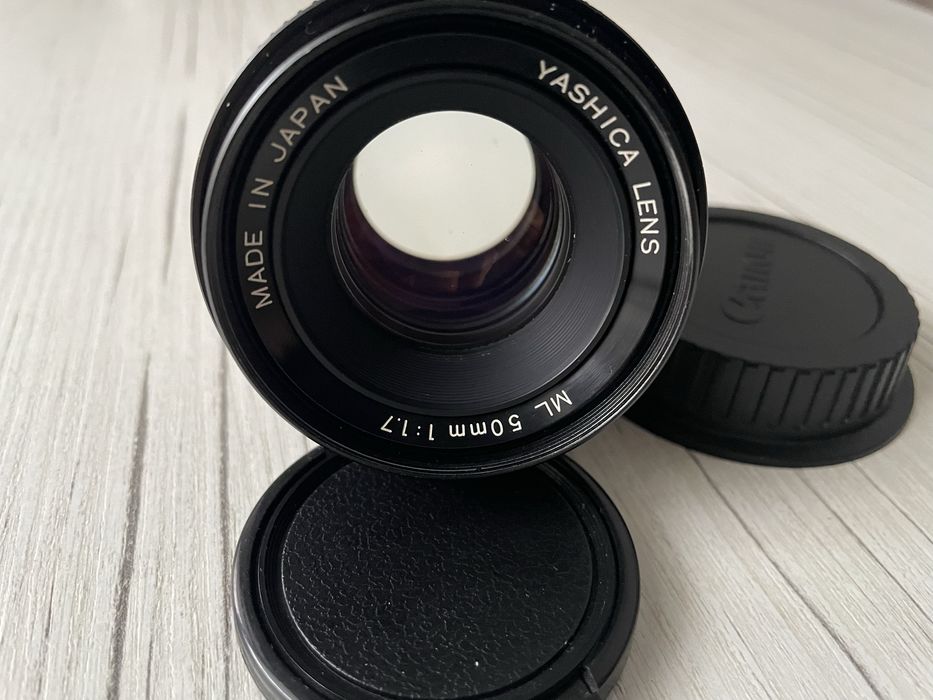 Продам об'єктив Yashica ML 50mm f1.7 байонет EF Canon
