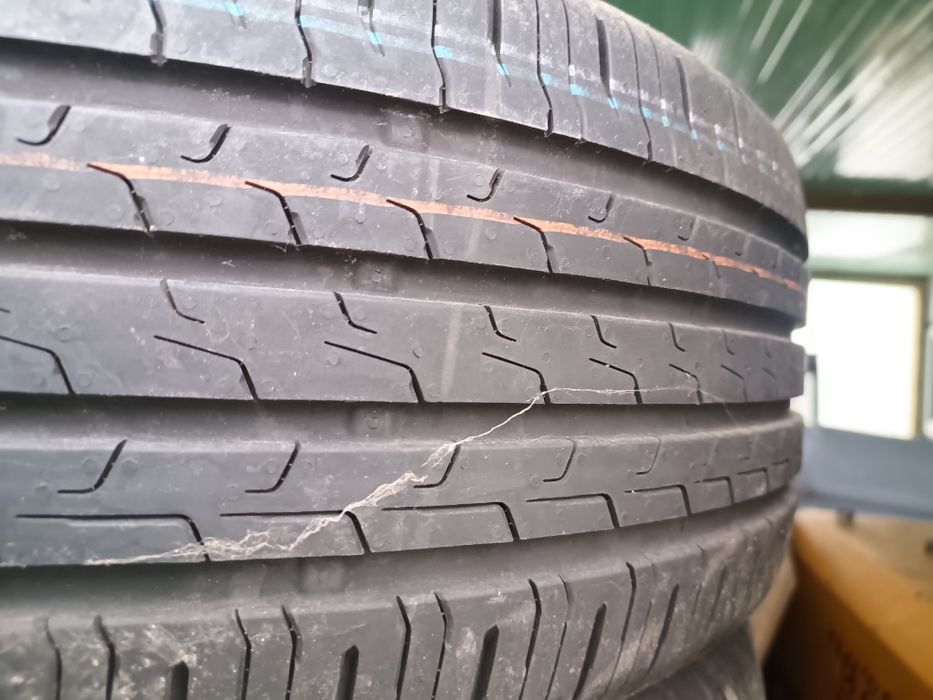 4x opony letnie 215/50R18 Continental