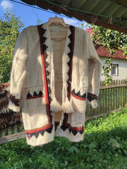 Гуня з овечої шерсті.Ручна робота.