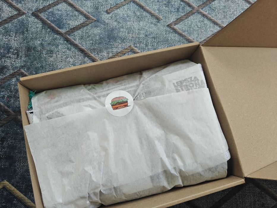 Szalik róż-zielony McDonald's merch limitowana