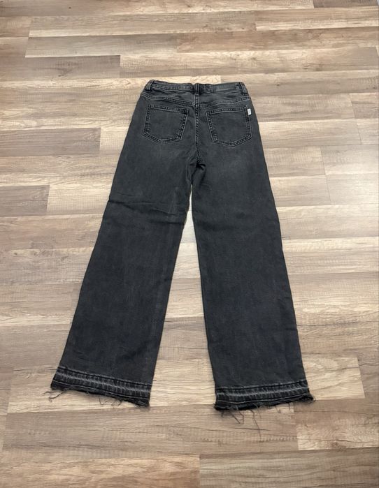 Spodnie jeansy z przetarciami High Waist Loose 146cm