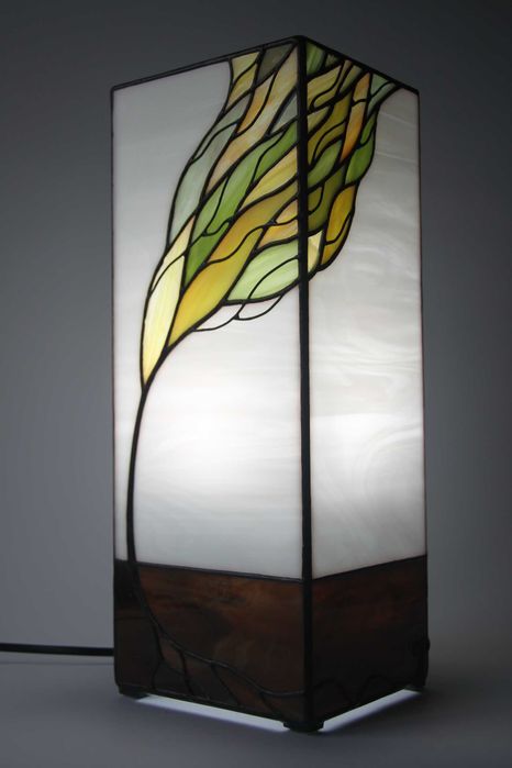 Вітражний світильник, настільна лампа, нічник