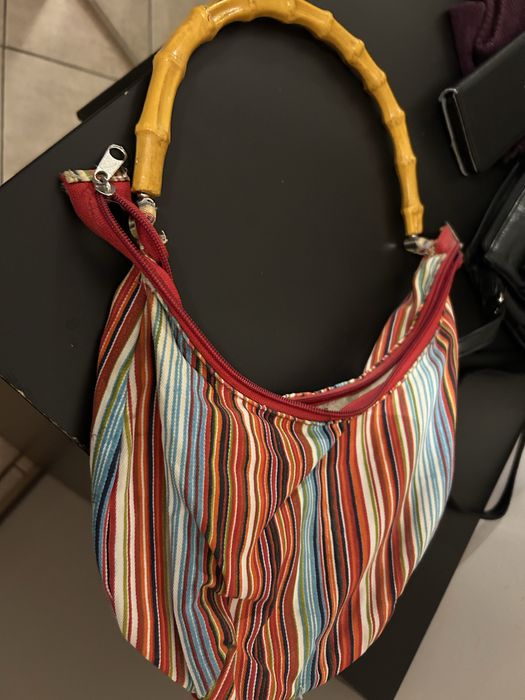 Torebka damska z raczka drewniana