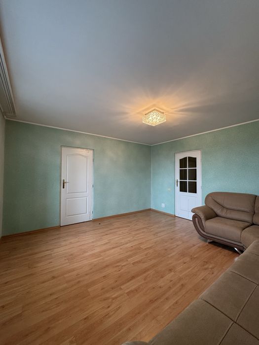 Двокімнатна квартира  Соломіі Крушельницькоі       11000+КП