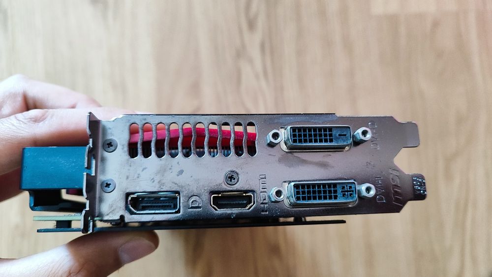 Placa Gráfica MSI AMD Radeon R9 380 4GB Gaming