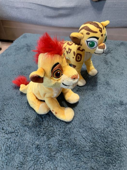 Peluches rei leão