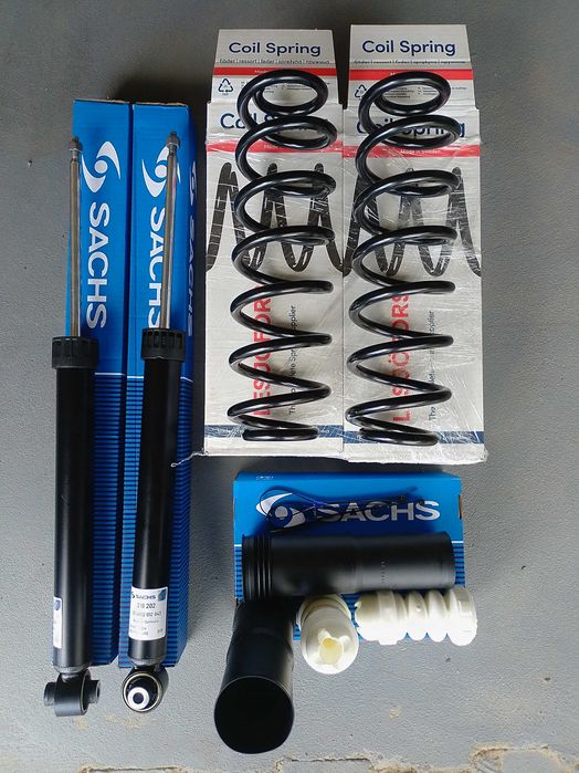 Амортизатор / пружина підвіски перед і зад (комплект)