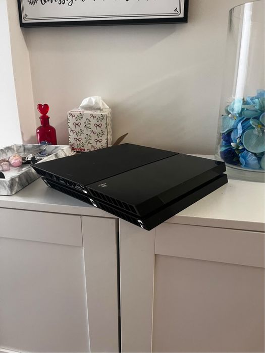 Vendo playstation 4
