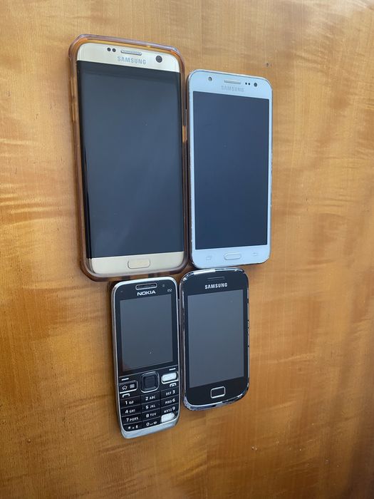 Zestaw telefonów komórkowych Nokia Samsung 4 sztuki