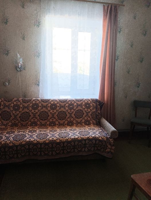 Продам будинок .