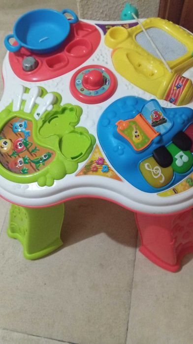 Brinquedo interativo bebé