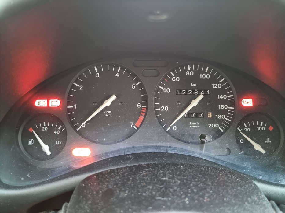 Vendo um Corsa B 1.0 12V 1998