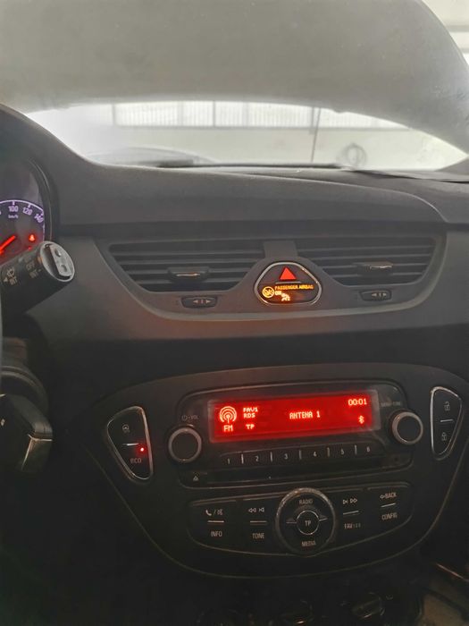 Opel Corsa Van 1.3 CDTI 2015 para pecas ou reparacao