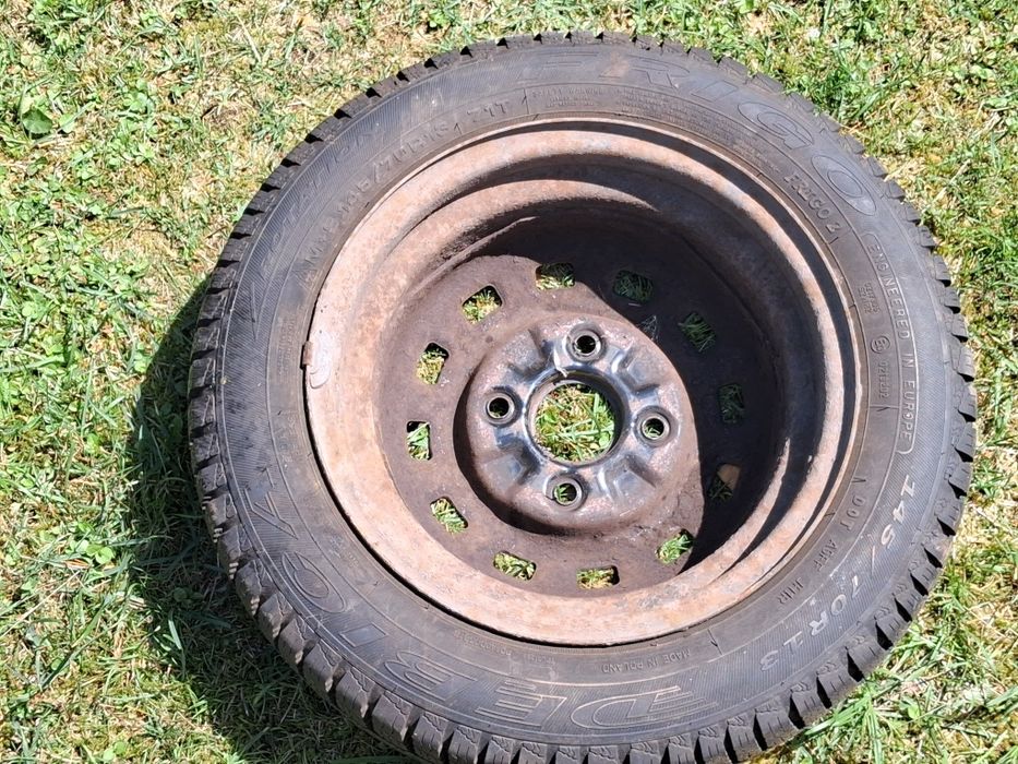 Prawie nowe opony Matiza 145/70R/R13 DE BICA