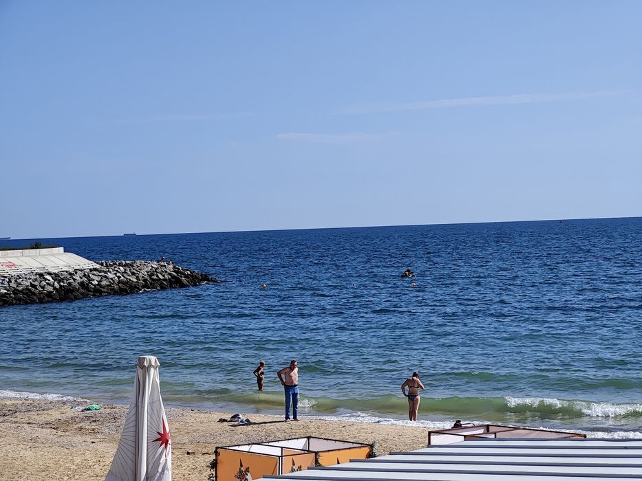Здається пригородний дім Квадрохаус біля моря Фонтанка1