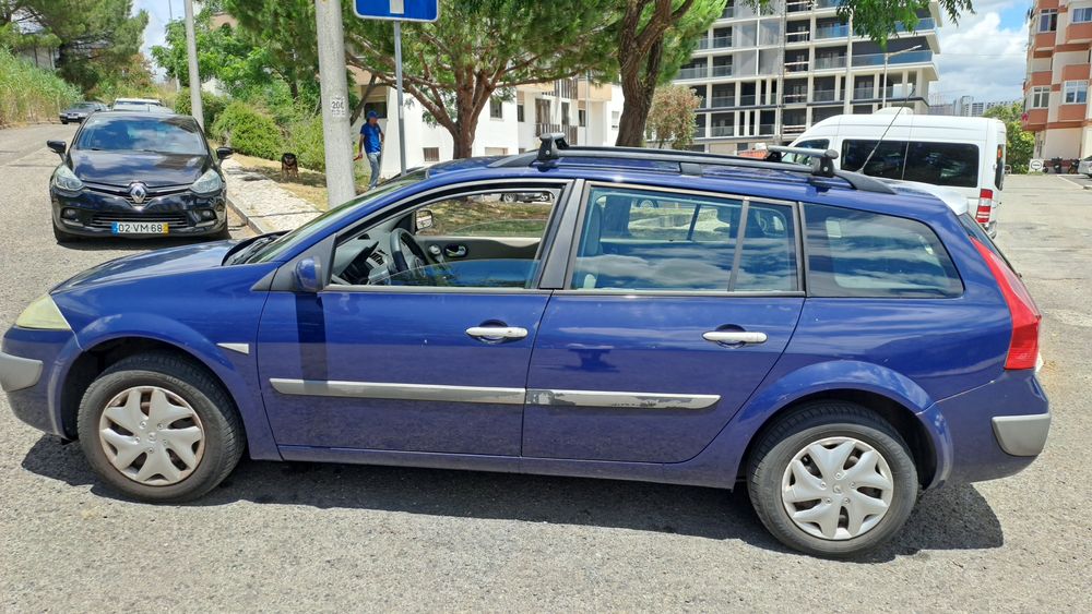 Megane break 2, 1.5 dci 236500 km para peças, funciona bem.