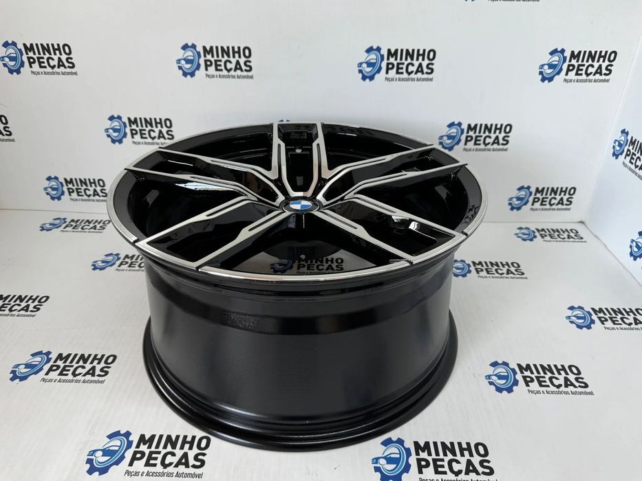 Jantes Look BMW 810M em 19 (5x112) Preto Polido