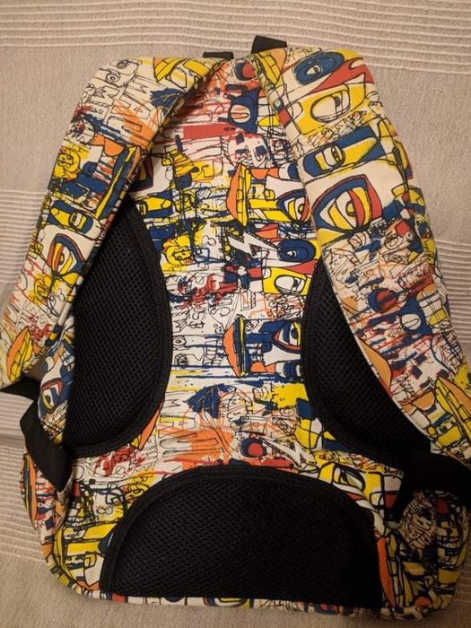 Mochila de costas maui com divisões  como nova