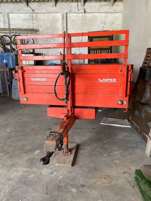 REBOQUE Tribasculante 5000kg