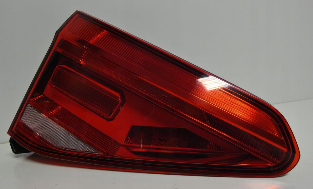 vw touran 3 5ta945093d 2015- lampa tył lewa tylna led
