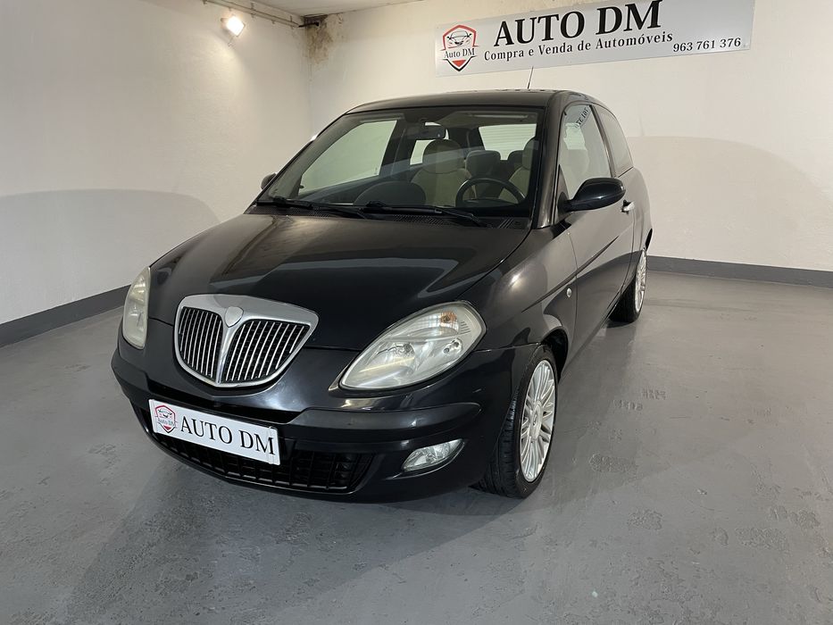 Lancia Ypsilon/ 1.2 16v