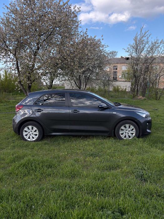 Продам Kia Rio 2018