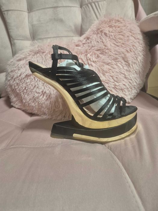 Sandalias sem salto