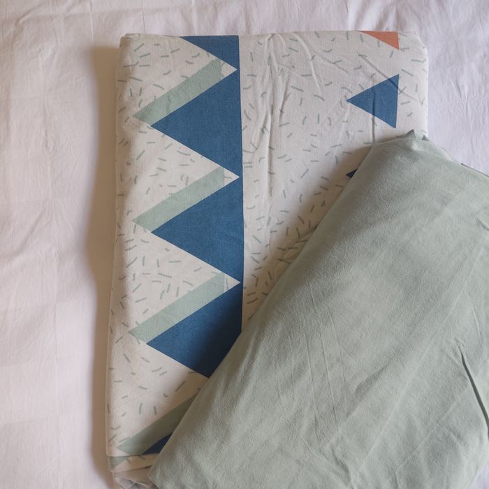 2 conjuntos de cama de criança