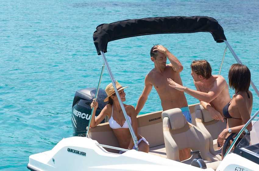 QUICKSILVER ACTIV 675 SUNDECK com MERCURY 150 XL EFI FourStroke