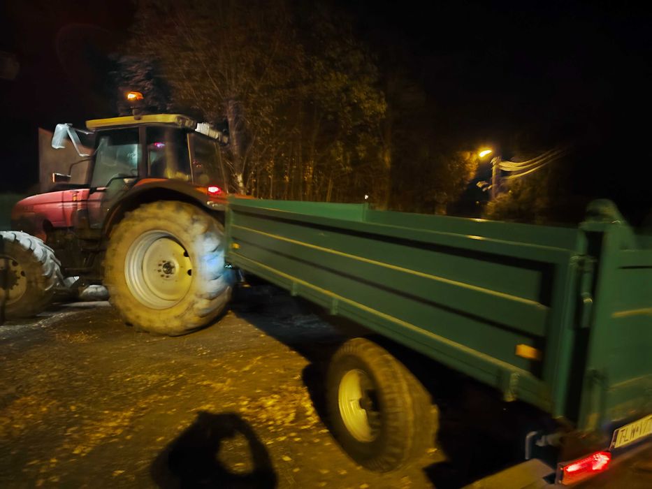 Przyczepa wywrotka rolnicza