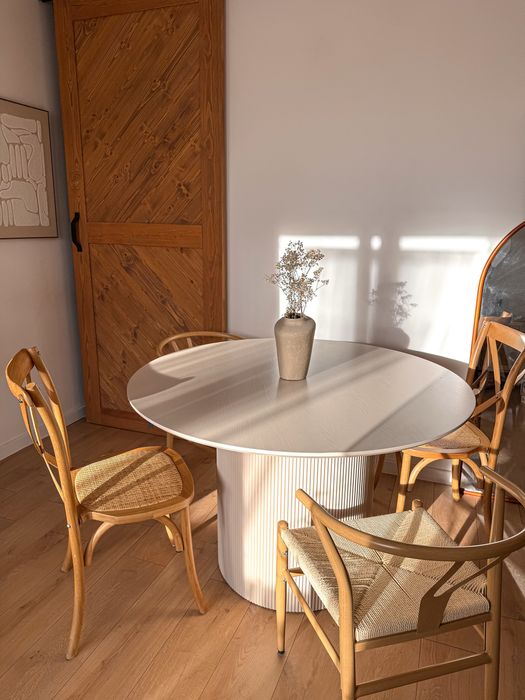 Stol okragly kaszmir