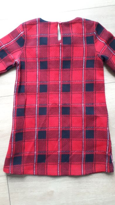 Sukoenka dziewczęca Lupilu.