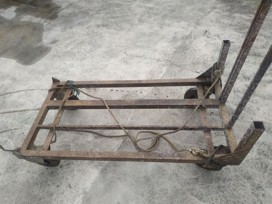 Carrinho transporte carga