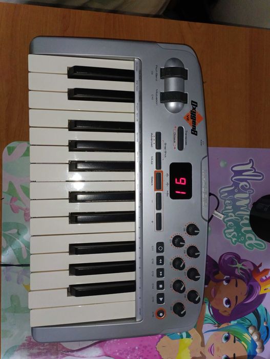 Kayboard Midi M-Audio Oxygen 8 v2