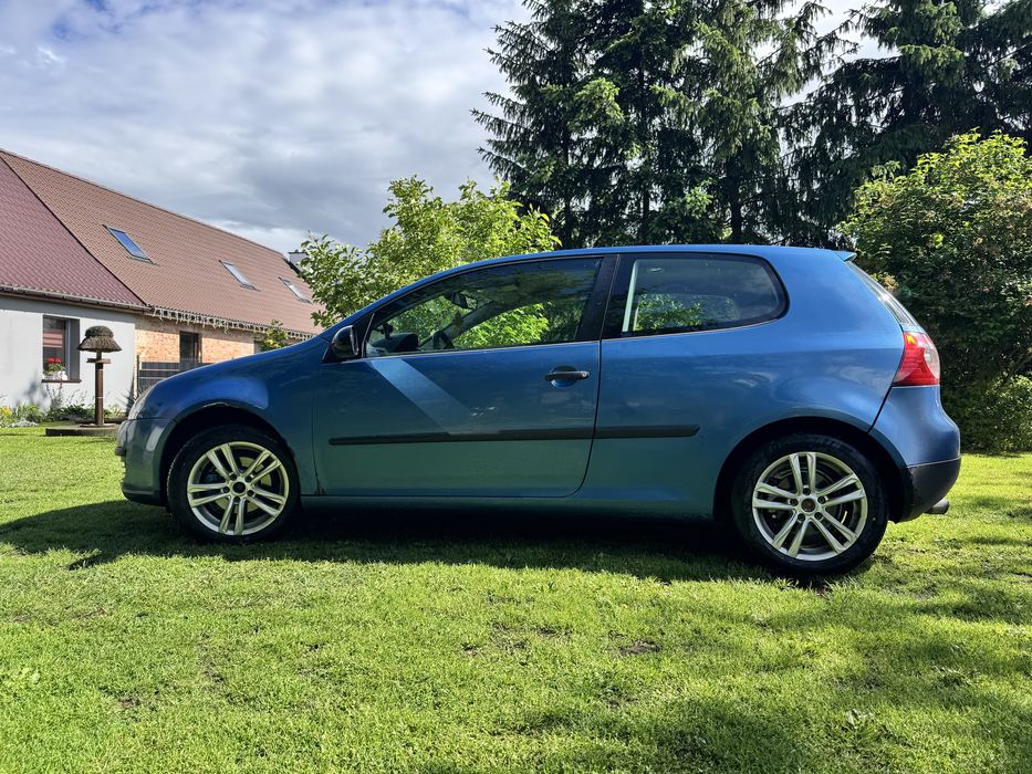Volkswagen Golf V
