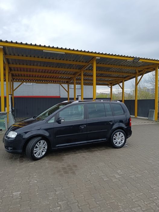 Фольксваген Volkswagen Touran 2006 мінівен