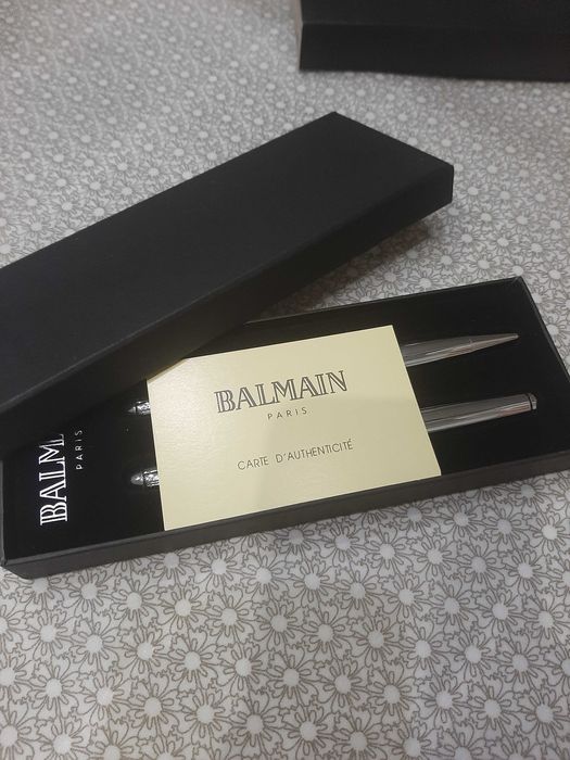 Canetas Balmain Paris