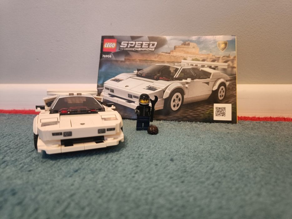 Klocki LEGO 76908 Lamborghini Countach.