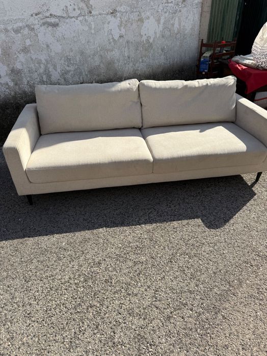 Sofá 3 Lugares Bege (Area)